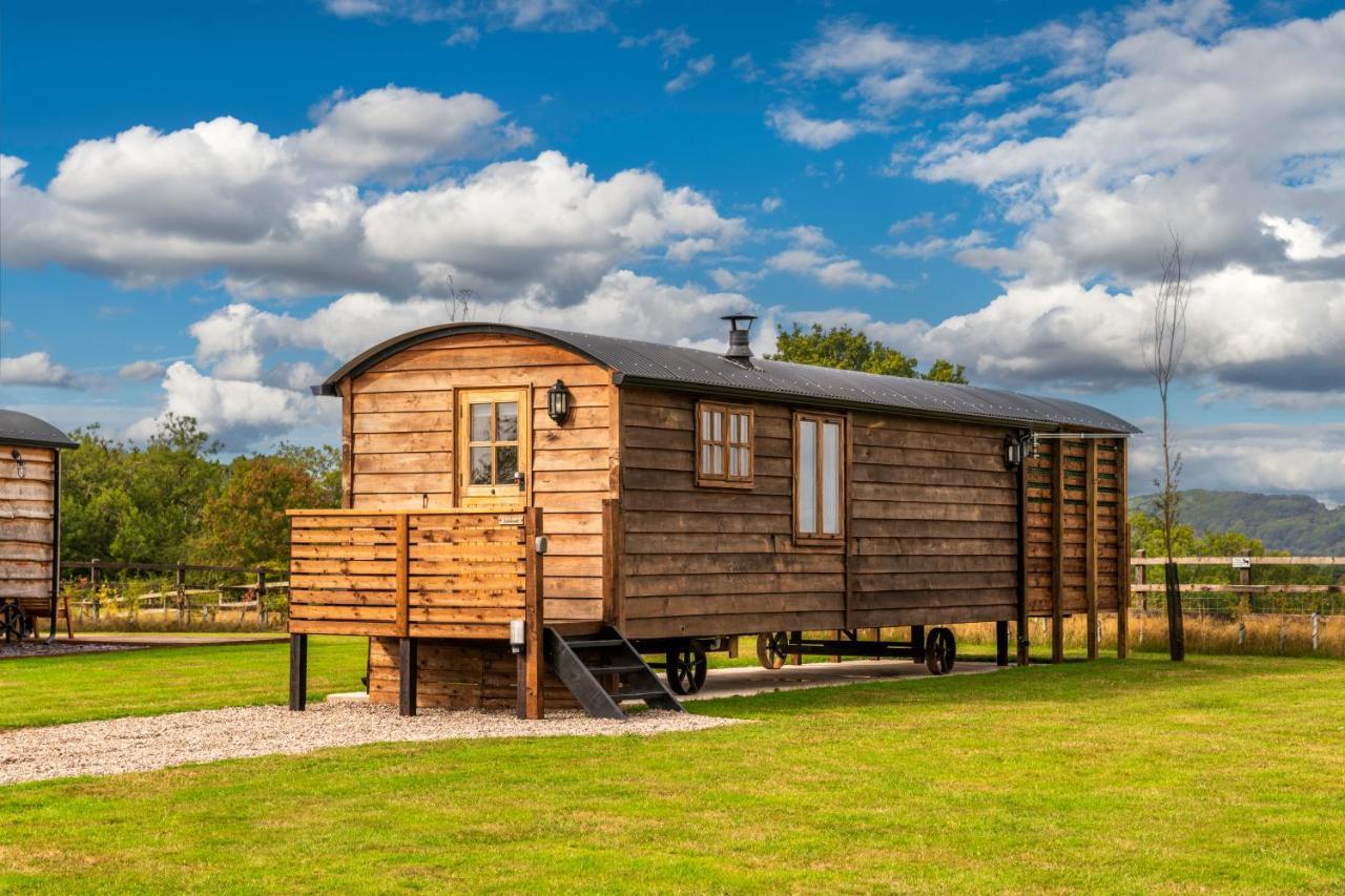 Апартаменты Ashwood Shepherd Hut -Ockeridge Rural Retreats Вустер Экстерьер фото