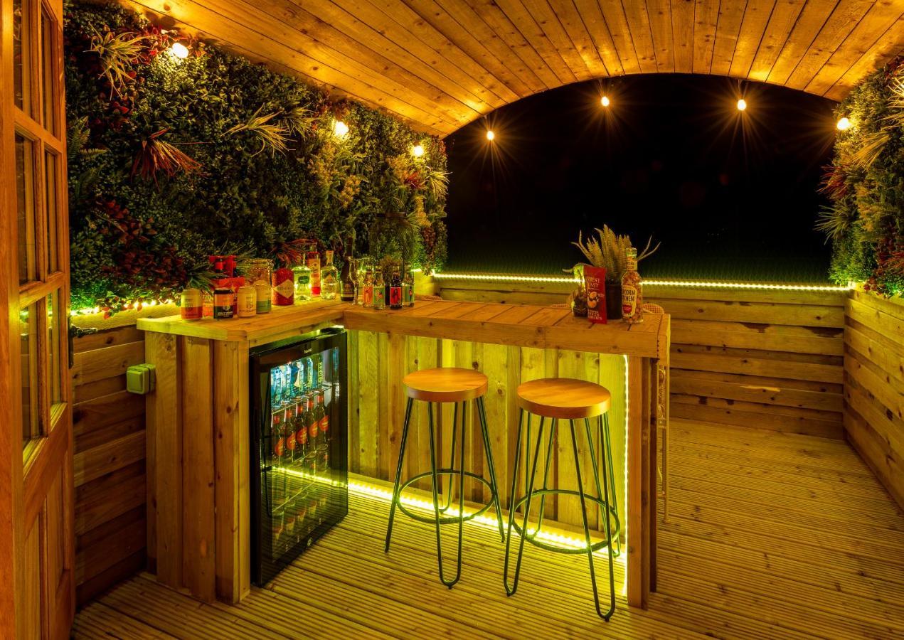 Апартаменты Ashwood Shepherd Hut -Ockeridge Rural Retreats Вустер Экстерьер фото